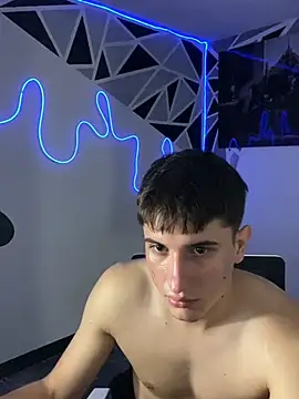 oliver Lz online show from February 2025 01:48:02 AM