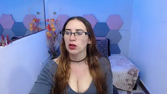 Snapshot of CharloteTaylor_ chatting on March 2026 03:56:02 AM CharloteTaylor online show from March 2026 03:56:02 AM