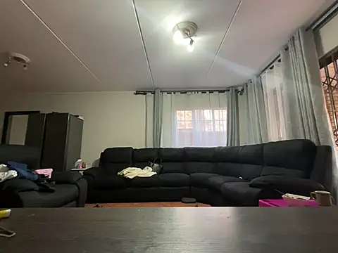 Snapshot of Dicktator16 chatting on February 2026 04:09:01 AM Dicktator16 online show from February 2026 04:09:01 AM