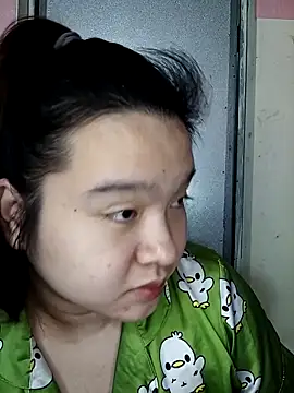 Snapshot of Thomgdee chatting on November 2025 05:22:01 PM Thomgdee online show from November 2025 05:22:01 PM