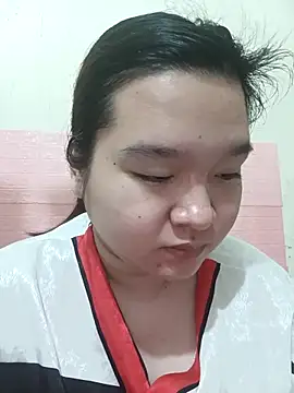 Snapshot of Thomgdee chatting on December 2025 01:48:02 AM Thomgdee online show from December 2025 01:48:02 AM