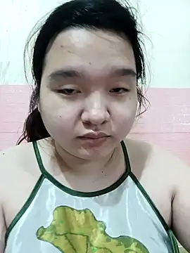 Snapshot of Thomgdee chatting on December 2025 10:42:01 AM Thomgdee online show from December 2025 10:42:01 AM