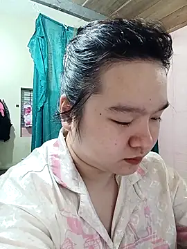 Snapshot of Thomgdee chatting on February 2026 04:33:01 PM Thomgdee online show from February 2026 04:33:01 PM