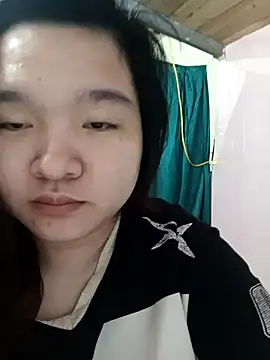 Snapshot of Thomgdee chatting on February 2026 04:11:02 PM Thomgdee online show from February 2026 04:11:02 PM