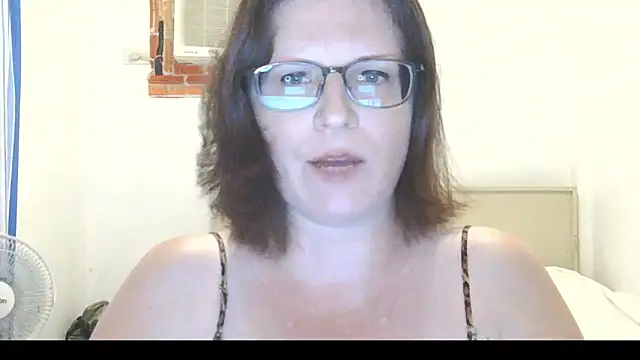 CrimsonMistress online show from March 2026 10:49:01 PM