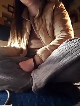 JasminePham online show from December 2024 09:06:01 PM