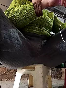 JasminePham online show from December 2024 07:12:01 AM