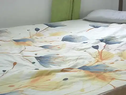 Andres J4 online show from April 2026 01:19:01 PM