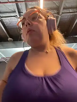 Snapshot of brooklynivy chatting on October 2025 03:42:02 AM brooklynivy online show from October 2025 03:42:02 AM