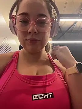 Snapshot of brooklynivy chatting on February 2026 12:26:01 PM brooklynivy online show from February 2026 12:26:01 PM