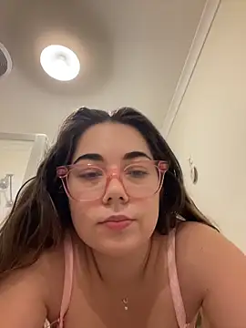 Snapshot of brooklynivy chatting on April 2026 03:51:01 PM brooklynivy online show from April 2026 03:51:01 PM