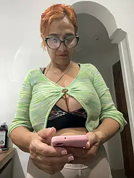 anastasia and jordan online show from May 2026 09:38:01 AM