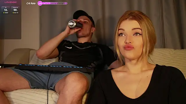 Snapshot of Kinky_Secrets chatting on December 2024 06:15:01 PM Kinky Secrets online show from December 2024 06:15:01 PM