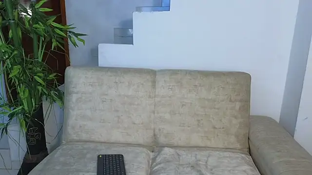 Lorenne Miller online show from September 2025 02:15:02 AM