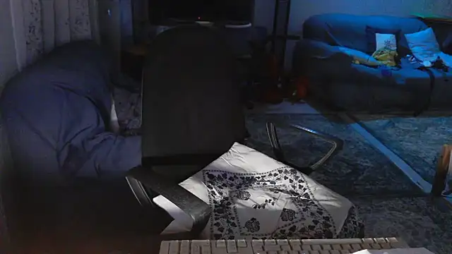 Snapshot of TebaldHot chatting on September 2025 03:37:02 PM TebaldHot online show from September 2025 03:37:02 PM