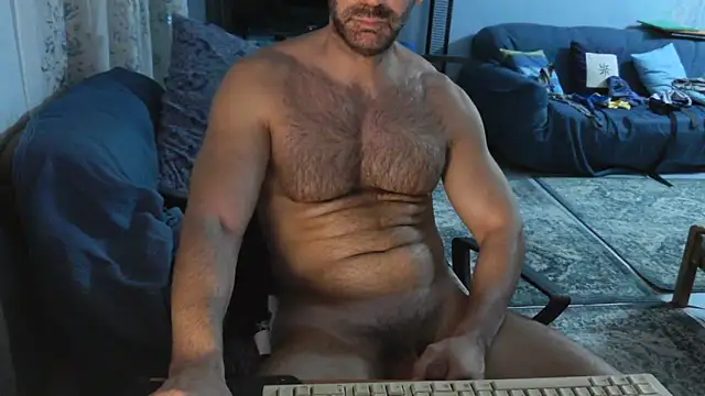 Snapshot of TebaldHot chatting on September 2025 09:35:02 AM TebaldHot online show from September 2025 09:35:02 AM