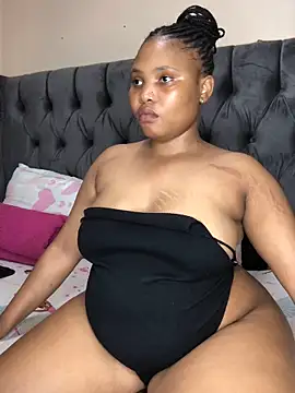 Snapshot of Anaelle24 chatting on February 2026 08:49:01 AM Anaelle24 online show from February 2026 08:49:01 AM