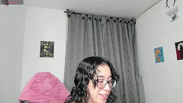 Snapshot of indra_cam chatting on June 2026 05:50:02 AM indra cam online show from June 2026 05:50:02 AM
