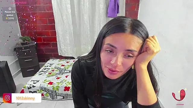 Megann 1410 online show from October 2025 12:53:01 AM