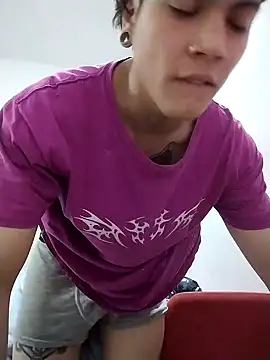 Xtrem3HARDxxx online show from December 2024 04:42:01 AM