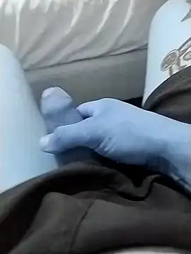 Xtrem3HARDxxx online show from December 2024 05:03:01 AM