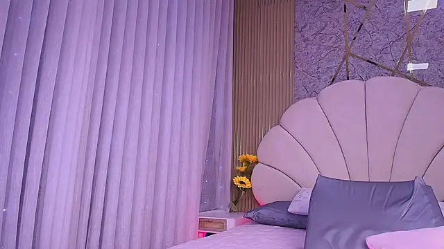 aisha sh online show from June 2026 12:00:02 PM