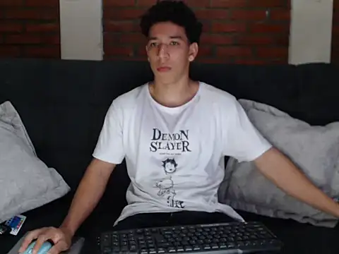 ethan noir online show from December 2024 01:03:02 AM