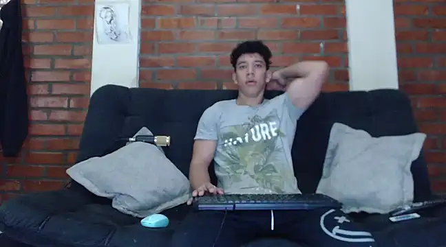 ethan noir online show from January 2025 09:32:01 PM