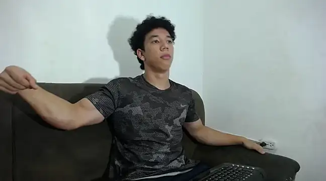 ethan noir online show from February 2025 09:24:02 PM