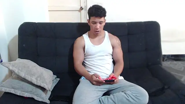 ethan noir online show from September 2025 04:40:02 PM