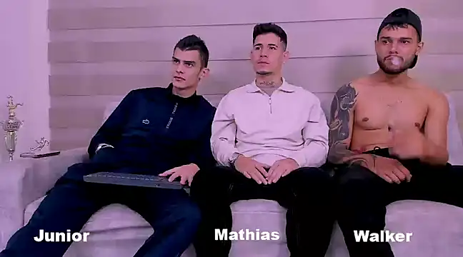 hot day online show from January 2025 01:39:01 AM