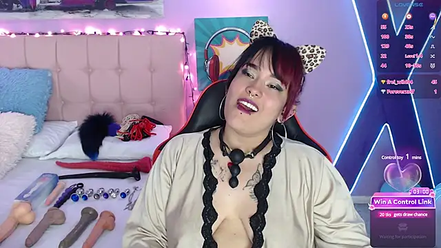 Ruby Skywalker  online show from December 2024 04:47:02 AM
