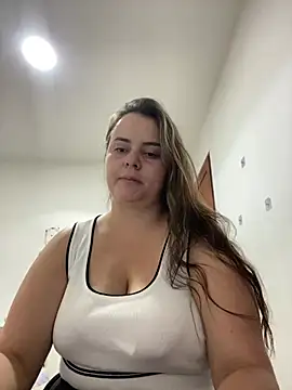 Im Amelia online show from May 2026 08:28:01 PM