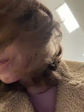 Street young online show from December 2024 01:33:01 PM