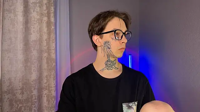 Snapshot of anahori__simon chatting on January 2025 09:45:02 AM anahori simon online show from January 2025 09:45:02 AM