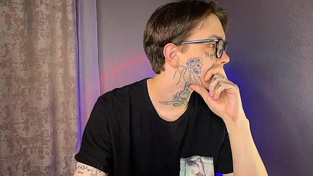 Snapshot of anahori__simon chatting on January 2025 02:22:01 PM anahori simon online show from January 2025 02:22:01 PM