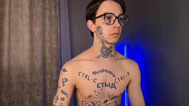 Snapshot of anahori__simon chatting on January 2025 07:49:01 AM anahori simon online show from January 2025 07:49:01 AM