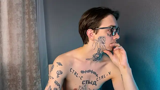 Snapshot of anahori__simon chatting on January 2025 08:03:02 AM anahori simon online show from January 2025 08:03:02 AM