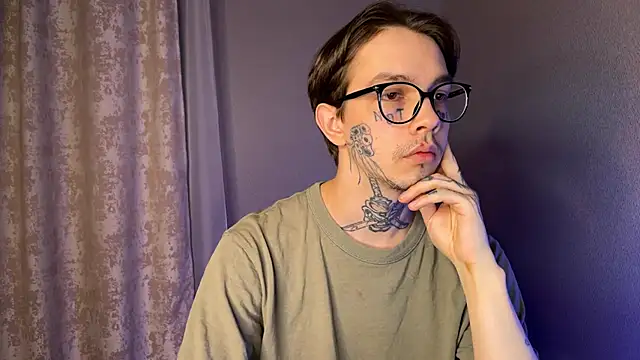 Snapshot of anahori__simon chatting on January 2025 06:09:02 PM anahori simon online show from January 2025 06:09:02 PM