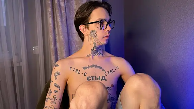 Snapshot of anahori__simon chatting on February 2025 02:49:01 PM anahori simon online show from February 2025 02:49:01 PM