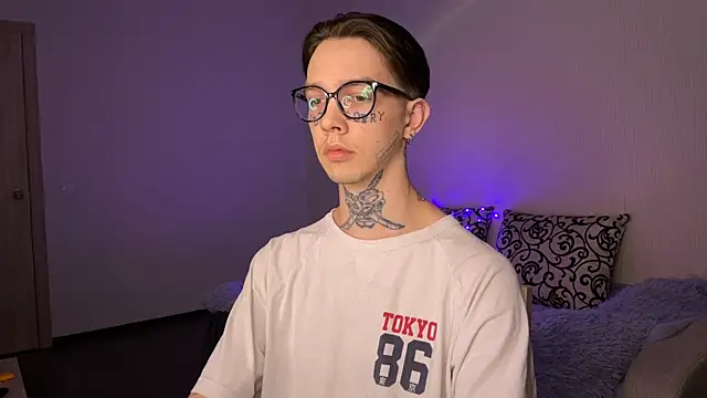 Snapshot of anahori__simon chatting on February 2025 09:04:01 PM anahori simon online show from February 2025 09:04:01 PM