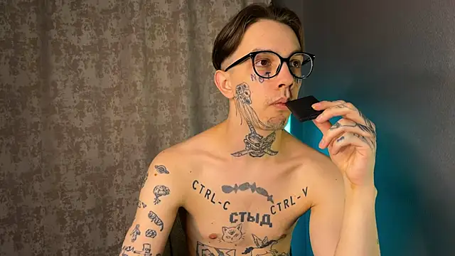 Snapshot of anahori__simon chatting on March 2025 06:00:02 PM anahori simon online show from March 2025 06:00:02 PM