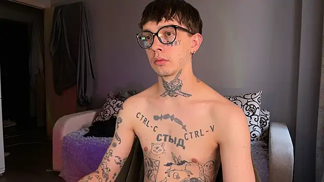 Snapshot of anahori__simon chatting on September 2025 01:47:02 PM anahori simon online show from September 2025 01:47:02 PM