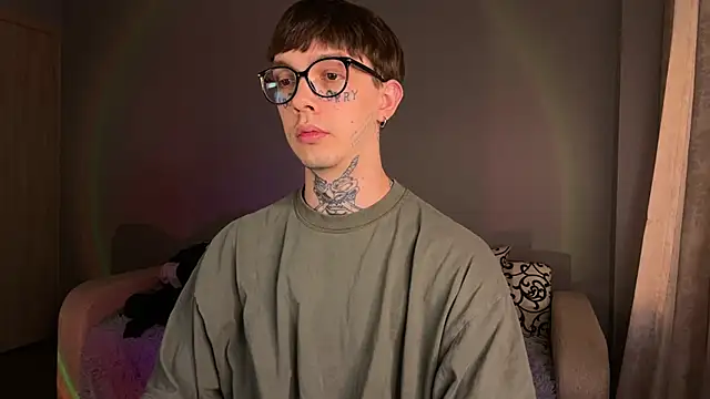 Snapshot of anahori__simon chatting on October 2025 04:18:02 AM anahori simon online show from October 2025 04:18:02 AM