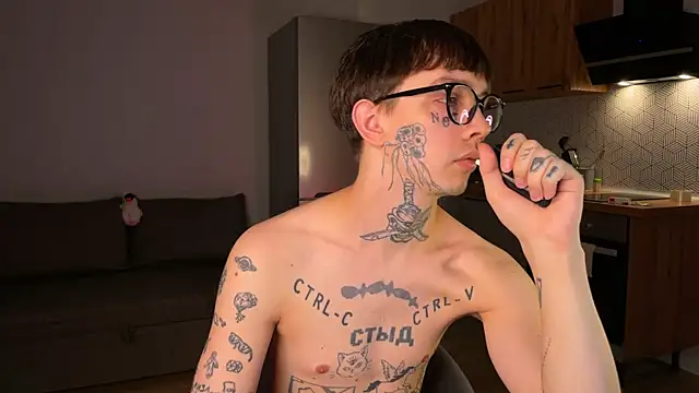 Snapshot of anahori__simon chatting on October 2025 09:48:01 PM anahori simon online show from October 2025 09:48:01 PM