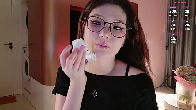 KitayamaChu online show from September 2025 03:41:01 AM