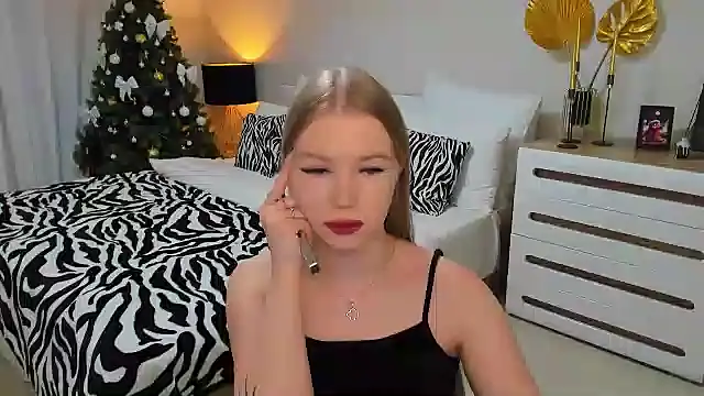 shy  lady online show from January 2025 12:22:01 AM