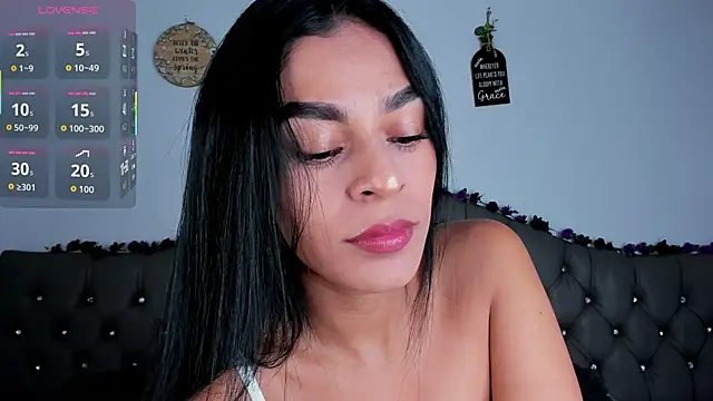 Snapshot of Yasiir_0229 chatting on March 2026 03:33:02 AM Yasiir 0229 online show from March 2026 03:33:02 AM