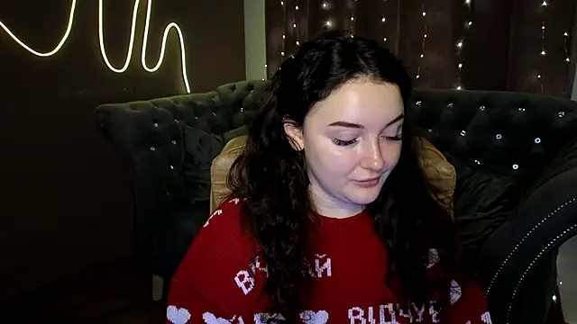 GloriNichols online show from December 2024 06:48:02 AM