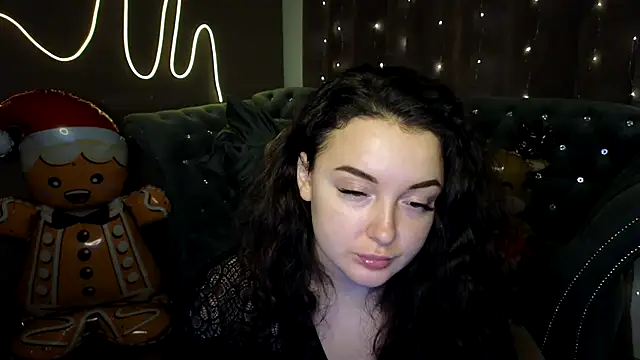 GloriNichols online show from December 2024 07:59:02 AM